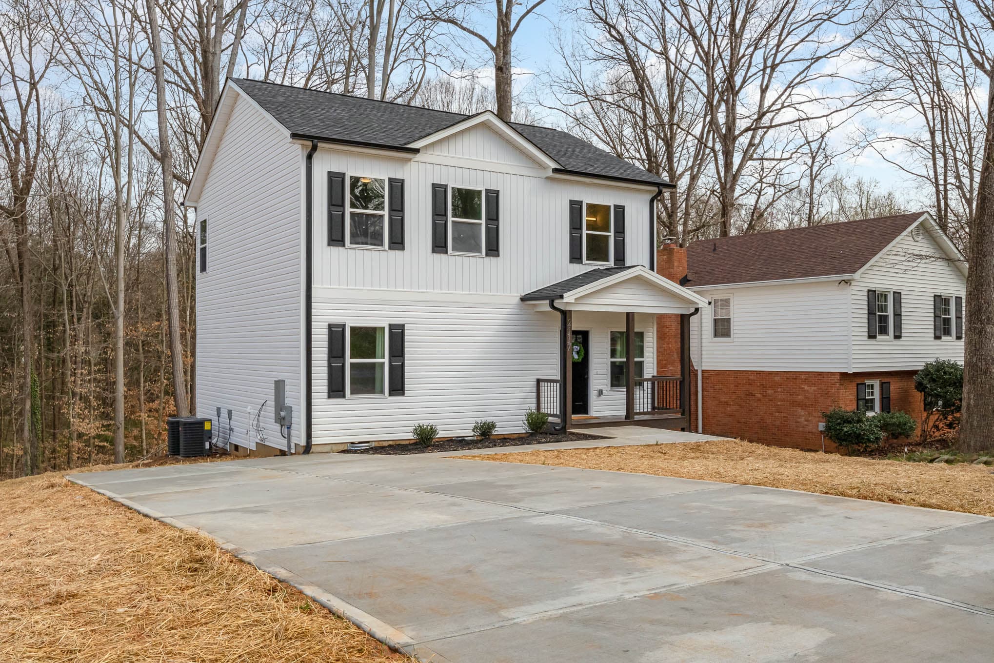 2117 Arapaho Dr - 23